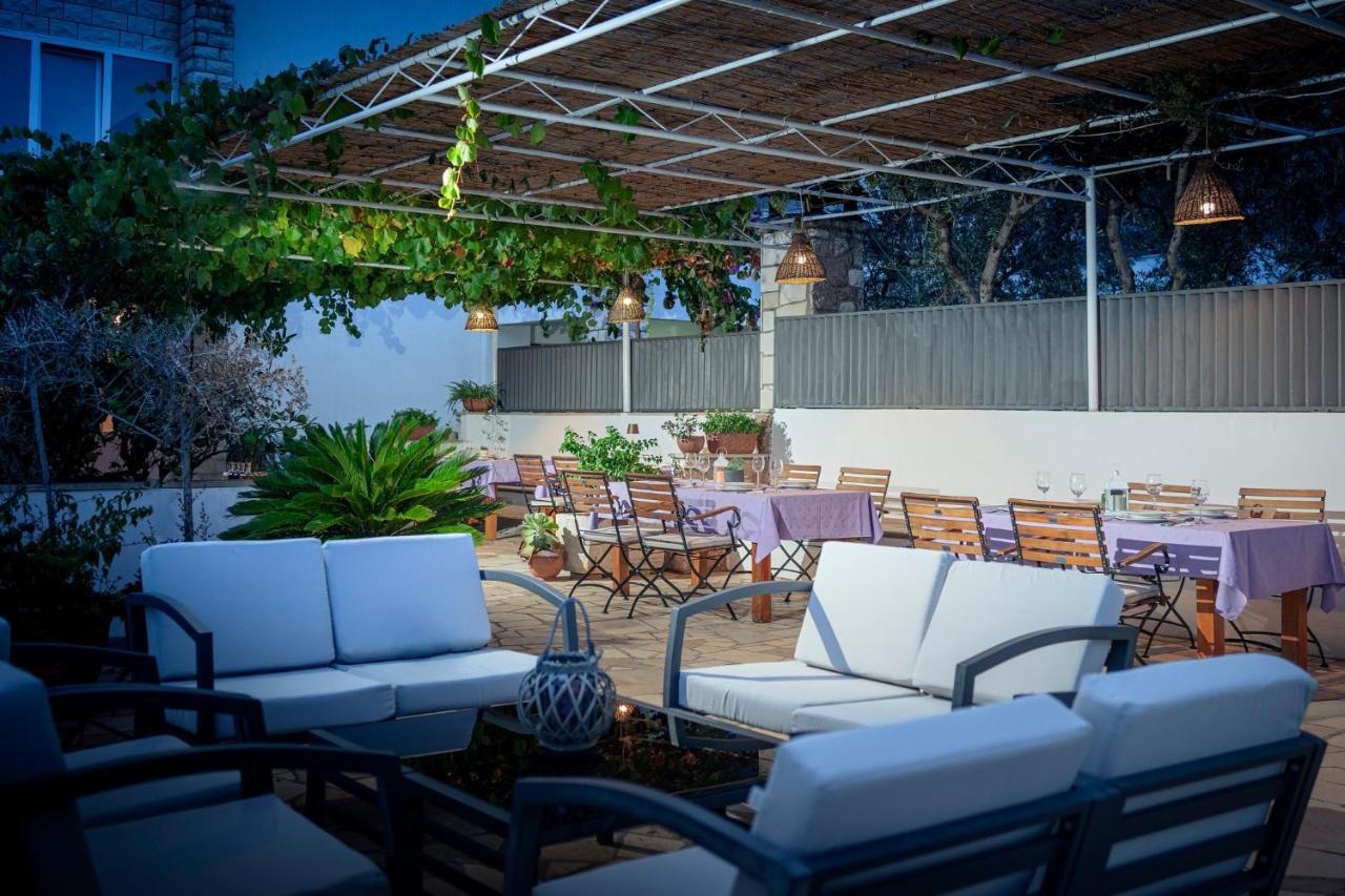 Pansion Marjan Hotel Zavala Luaran gambar